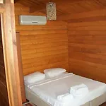Kriss Otel