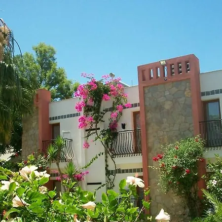 Kriss Otel Ortakent