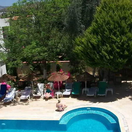 Kriss 3* Ortakentyahşi